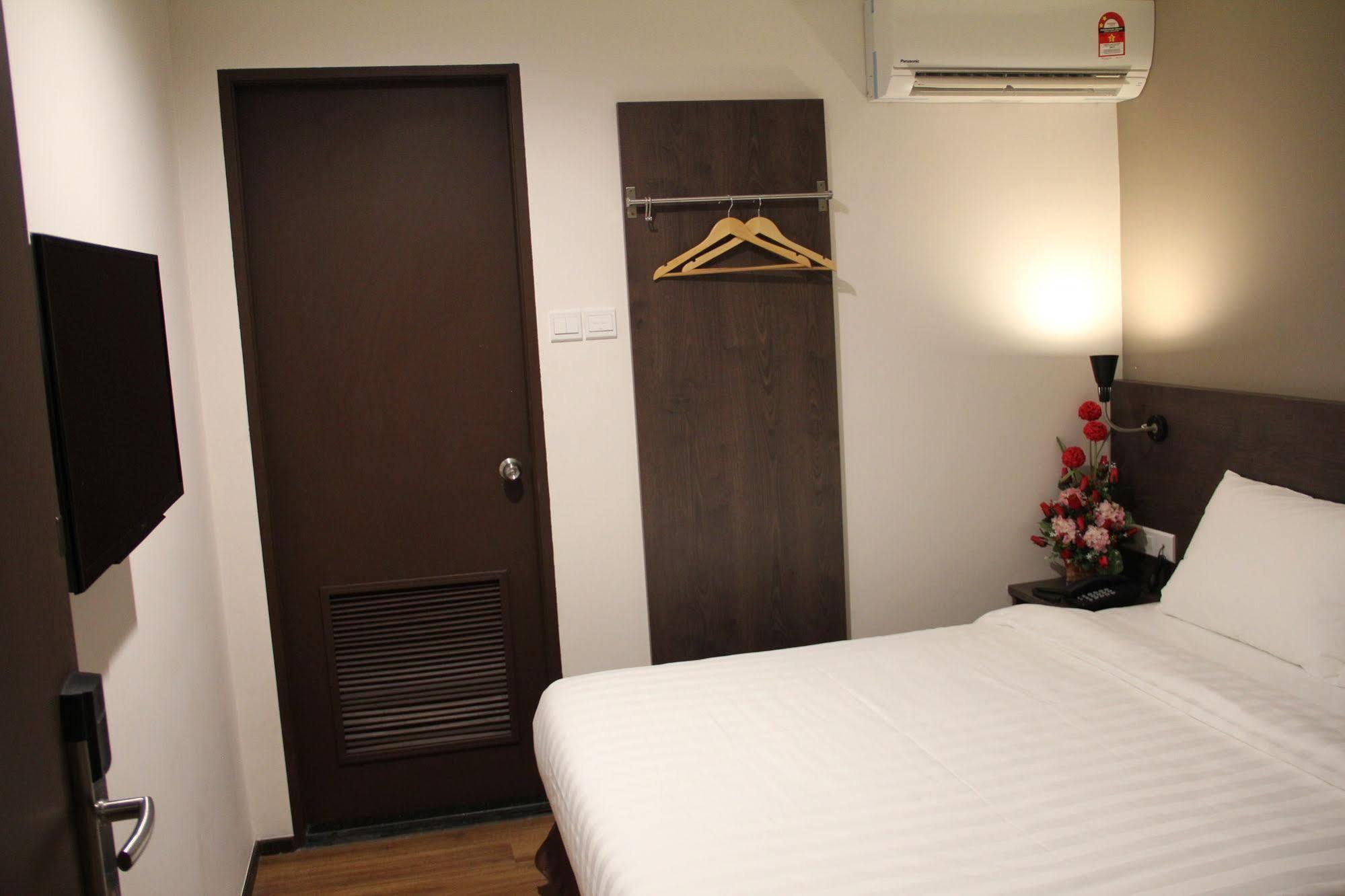 KL Hotel Labuan Eksteriør billede